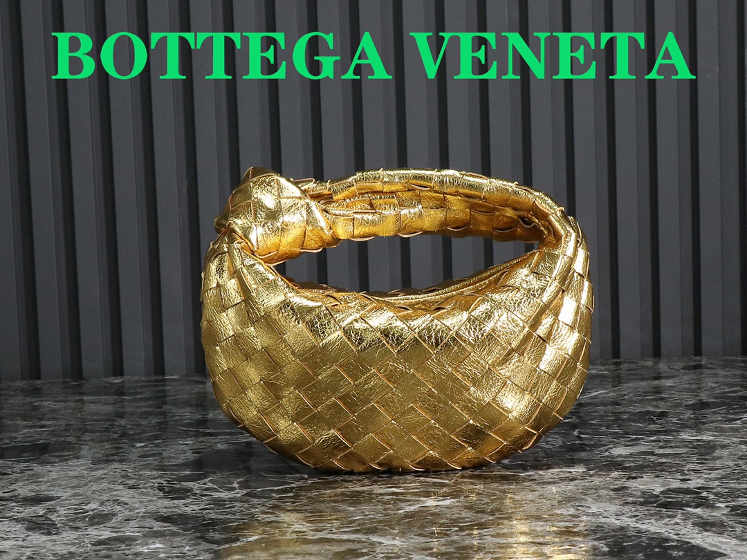 Bottega Veneta Hobo Bags